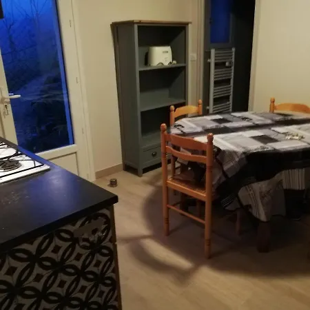 Apparemment Meublé Appartamento Pouzauges