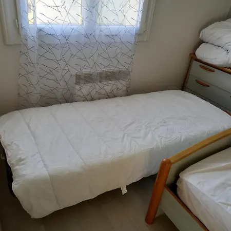 Apparemment Meublé Appartamento